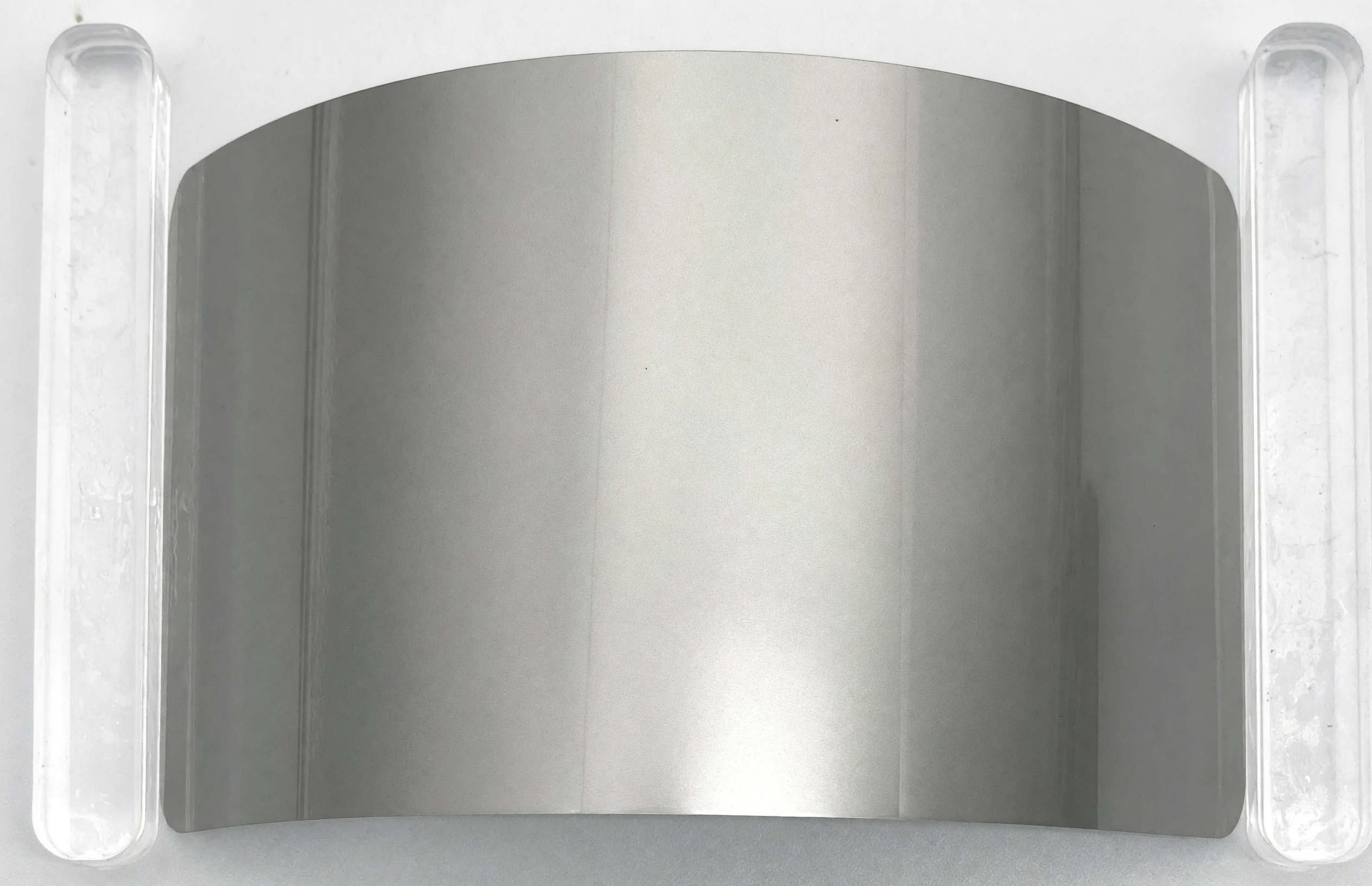 Цветная защитная полиуретановая плёнка LuxArmor Liquid Silver