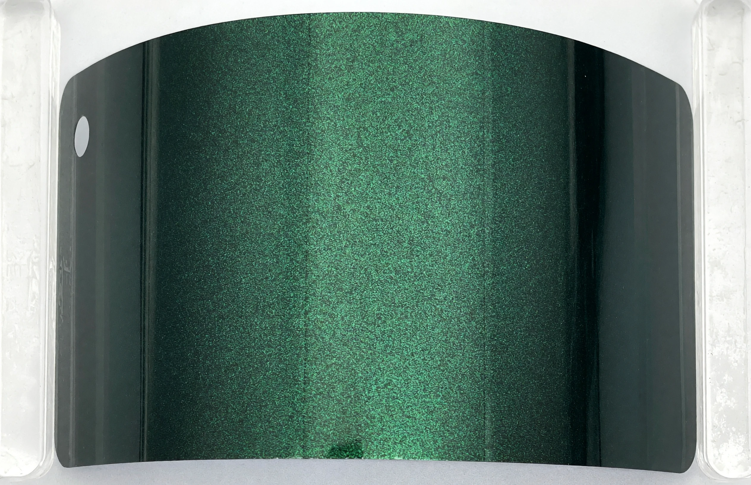 Цветная защитная полиуретановая плёнка LuxArmor Metal British Green
